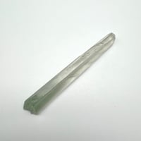 マダガスカル産クローライトインクォーツ/Madagascar Chlorite in Quartz