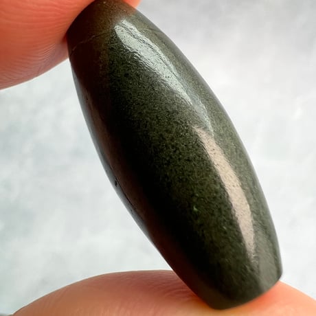 【ガネッシュヒマール産】クローライトイン天然ヒマラヤ水晶 樽型ビーズ⑩/Ganesh Himal Chlorite in Himalayan Quartz barrel beads