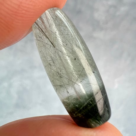 【ガネッシュヒマール産】アクチノライト&クローライトイン天然ヒマラヤ水晶 樽型ビーズ⑭/Ganesh Himal Actinolite&Chlorite in barrel beads