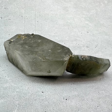 【ガネッシュヒマール産】クローライトイン天然ヒマラヤ水晶/Ganesh Himal Chlorite in Himalayan Quartz