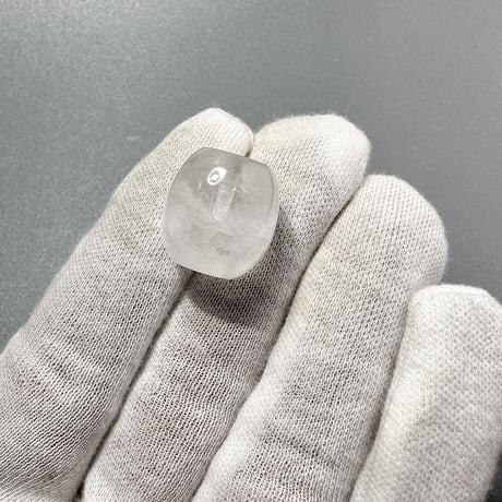 カイラス産"手磨き"天然ヒマラヤ水晶 バレルビーズ⑥ Kailash Himalayan Quartz Barrel beads