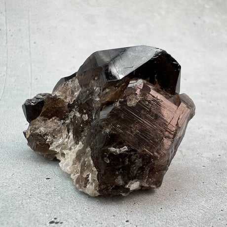 【ガウリシャンカール産】天然ヒマラヤスモーキークォーツ"B" /GauriShankar Himalayan Smoky Quartz