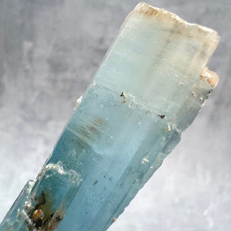 ネパール産【ヒマラヤアクアマリン】原石/Nepal Himalayan Aquamarine