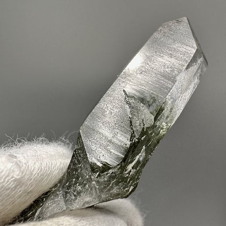 【ガネッシュヒマール産】クローライトイン天然ヒマラヤ水晶ミニポイント/Ganesh Himal Chlorite in Himalayan Quartz Mini Point