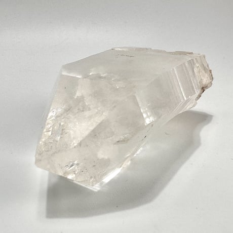 マカルー産天然ヒマラヤ水晶ポイント Makalu  Himalayan Quartz Point