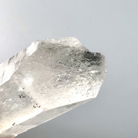 【マナスル産】クローライトイン天然ヒマラヤ水晶ポイント/Manaslu Chlorite in Himalayan Quartz Point