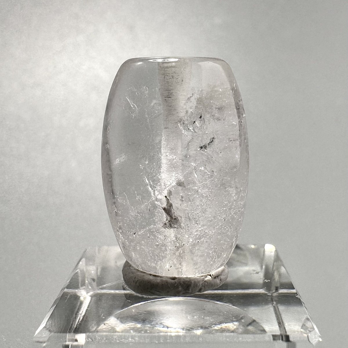 チベット　カイラス水晶　カイラスクォーツ　525g ヒマラヤ　サマーセール カイラス・クォーツ ヒマラヤ水晶 カテドラル チベット