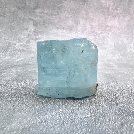 ネパール産【ヒマラヤアクアマリン】原石/Nepal Himalayan Aquamarine