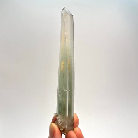マダガスカル産クローライトインクォーツ/Madagascar Chlorite in Quartz