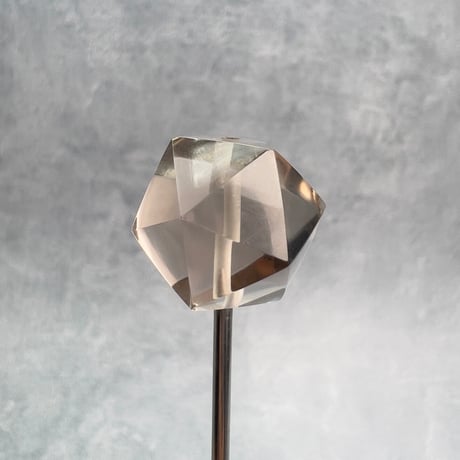 【ガウリシャンカール産】天然ヒマラヤスモーキークォーツ"手磨き加工"イコサヘドロン"ビーズ/GauriShankar Smoky Quartz "Icosahedron"Beads