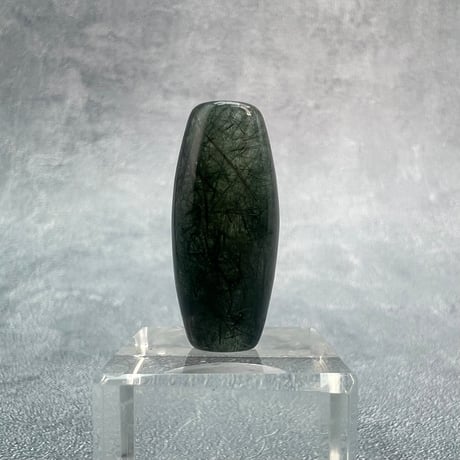 【ガネッシュヒマール産】アクチノライトイン天然ヒマラヤ水晶 樽型ビーズ/Ganesh Himal Actinolite in Himalayan Quartz barrel beads
