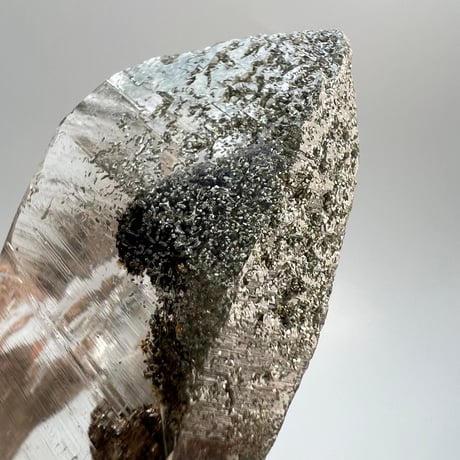 【ガネッシュヒマール産】クローライトイン天然ヒマラヤ水晶/GaneshHimal Chlorite in Himalayan Quartz