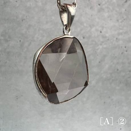 【ガウリシャンカール産】スモーキークォーツ "六芒星" シルバー925ペンダントトップ［A］/Gaurishankar Smorky Quartz Hexagram Pendant
