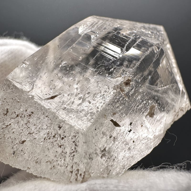 カイラス産天然ヒマラヤ水晶ポイント ② Kailash Himalayan Quartz Po