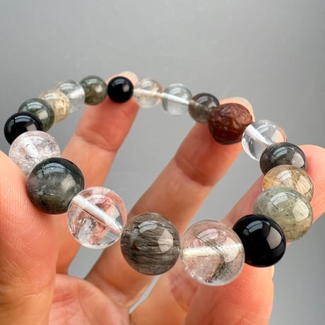 【デザインブレスレット】ガネッシュヒマール産天然ヒマラヤ水晶×鳳眼菩提樹ビーズ Ganesh Himal Himalayan Quartz × Bodhi Beads Bracelet