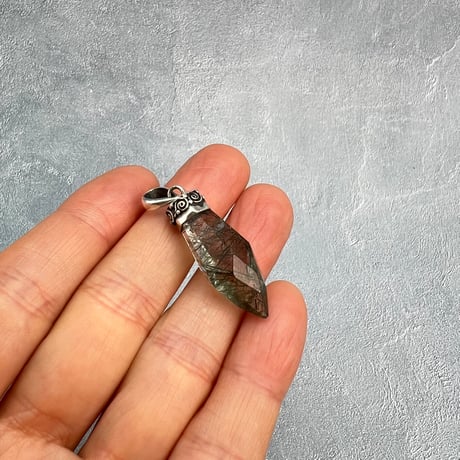 【ガネッシュヒマール産】アクチノライトイン天然ヒマラヤ水晶ペンダントトップ④/Ganesh Himal Actinorite in Himalayan Quartz Pendant Top