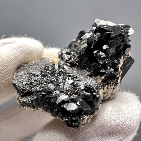 ネパールジャジャルコット産 ヒマラヤ天然ブラックトルマリン原石④/Nepal Jajarkot Himalayan Natural Black Tourmaline
