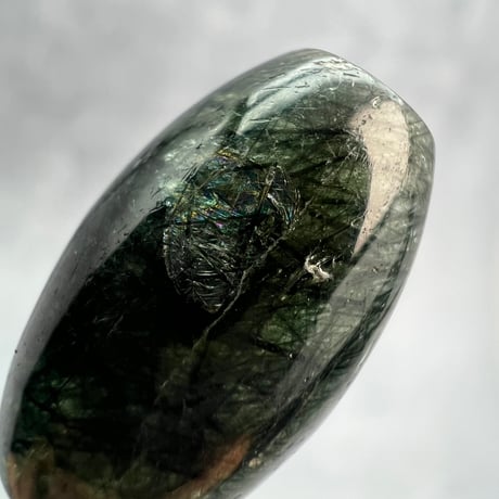 【ガネッシュヒマール産】アクチノライトイン天然ヒマラヤ水晶 樽型ビーズ⑳/Ganesh Himal Actinolite in Himalayan Quartz barrel beads