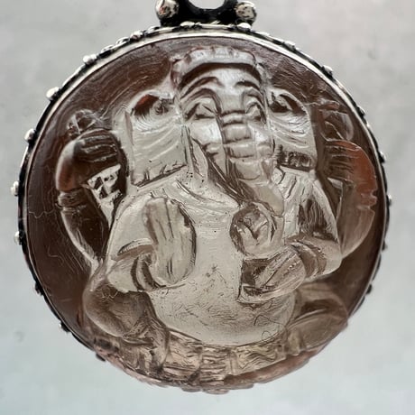 【ガウリシャンカール産】天然ヒマラヤスモーキークォーツ"ガネーシャ様"ペンダントトップ②/Gaurishankar Himalayan Smoky Quartz "Ganesha" pendant