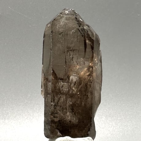 ガウリシャンカール産天然ヒマラヤスモーキークォーツポイント/GauriShankar Himalayan Smoky Quartz