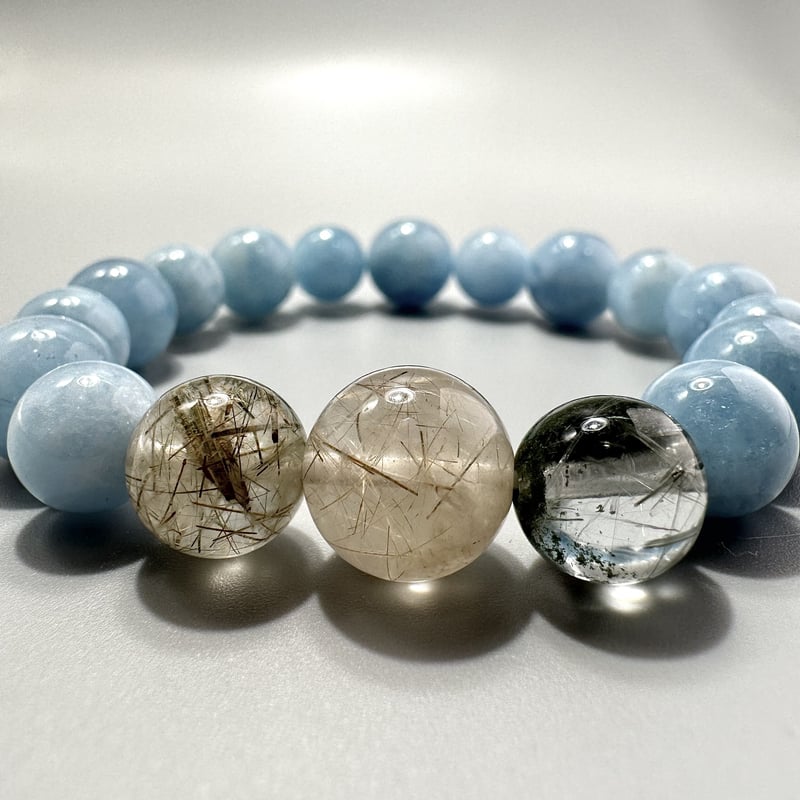 天然アクアマリンガネーシュヒマール産クローライト&アクチノライトインブレスレット ガネッシュヒマール産】クローライト&アクチノライトイン天然ヒマラヤ