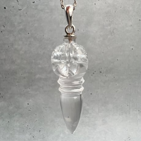 【ガネッシュヒマール産】天然ヒマラヤ水晶"手磨き加工"ペンデュラムペンダント(バジュラ.プルバ)/Ganesh Himal Himalayan Quartz Pendulum