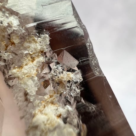 【ガウリシャンカール産】天然ヒマラヤスモーキークォーツ/GauriShankar Himalayan Smoky Quartz