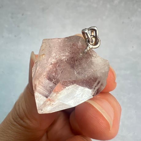 【カイラス産】天然ヒマラヤ水晶バチカン付きペンダントトップ⑦/Kailash Himalayan Quartz Pendant Top