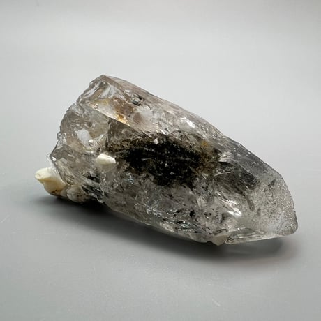 大特価【ガネッシュヒマール産】クローライトイン天然ヒマラヤ水晶/Ganesh Himal Chlorite in Himalayan Quartz
