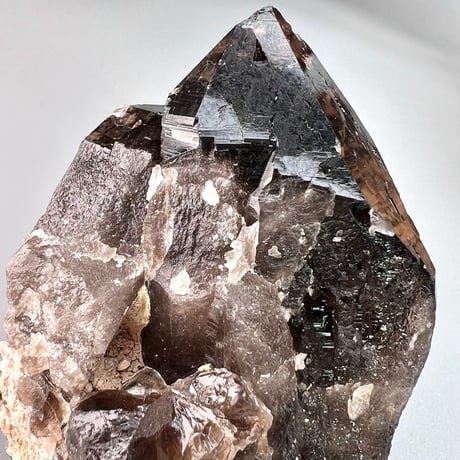 ガウリシャンカール産天然ヒマラヤ水晶クラスター/GauriShankar Himalayan Smoky Quartz Cluster