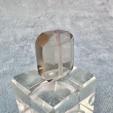 【ガウリシャンカール産】天然ヒマラヤスモーキークォーツ"手磨き加工"スクエアビーズ③/Gaurishankar Himalayan Smoky Quartz Square Beads
