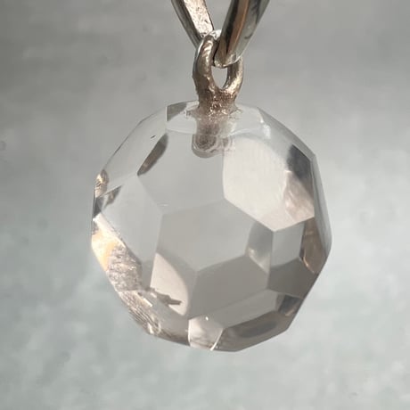 【ガネッシュヒマール産】天然ヒマラヤ水晶"手磨き加工"多面カットペンダントトップ/Ganesh Himal Himalayan Quartz Multicut Pendant Top