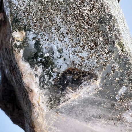 大特価【ガネッシュヒマール産】クローライトイン天然ヒマラヤ水晶/Ganesh Himal Chlorite in Himalayan Quartz