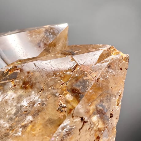 【ガネッシュヒマール産】リモナイトイン天然ヒマラヤ水晶/Ganesh Himal Limonite in Himalayan Quartz