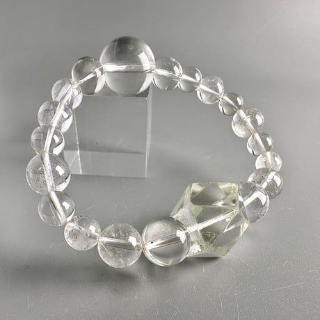【カイラス産】"手磨き"天然ヒマラヤ水晶 デザインブレスレット/Kailash Himalayan Quartz Design Bracelet