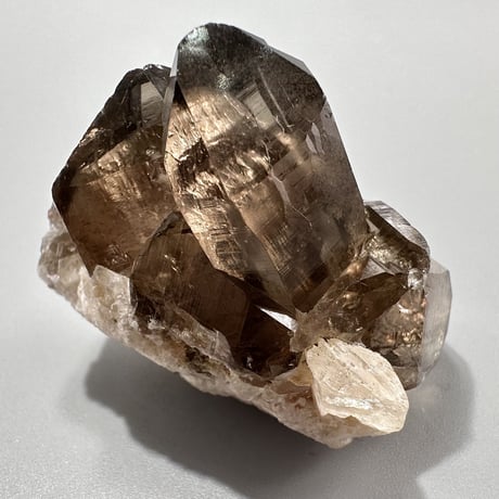ガウリシャンカール産天然ヒマラヤスモーキークォーツミニクラスター/GauriShankar Himalayan Smoky Quartz