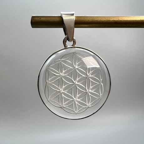 【ガネッシュヒマール産】天然ヒマラヤ水晶  "フラワーオブライフ"ペンダントトップ③/Ganesh Himal "Flower of Life"S/V Pendant Top