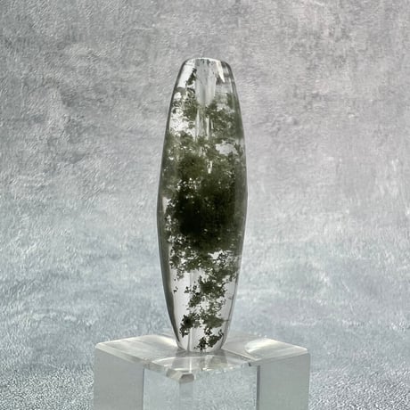 【ガネッシュヒマール産】クローライトイン天然ヒマラヤ水晶 樽型ビーズ/Ganesh Himal Chlorite in Himalayan Quartz barrel beads