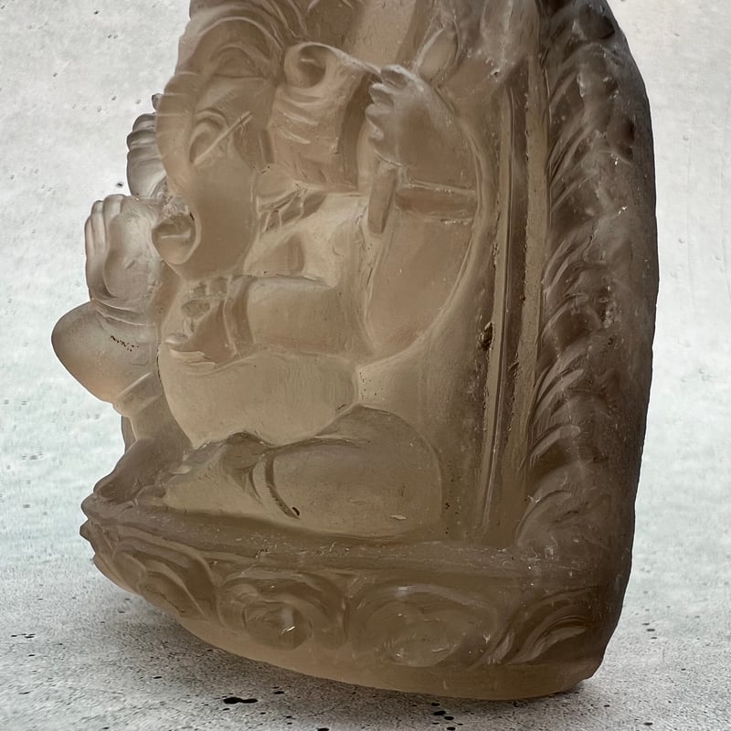 ガウリシャンカール産ガネーシャカービング ガウリシャンカール産】天然ヒマラヤスモーキークォーツ