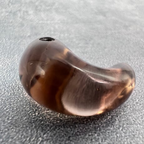 【ガウリシャンカール産】天然ヒマラヤスモーキークォーツ"手磨き加工"勾玉ビーズ④/Gaurishankar Himalayan Smoky  Quartz Magatama Beads