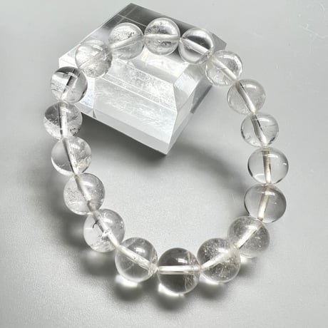 【カイラス産】"手磨き加工"天然ヒマラヤ水晶ブレスレット(10mm内径15cm)①/Kailash Himalayan Quartz Bracelet