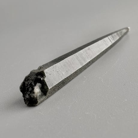 【ガネッシュヒマール産】クローライトイン天然ヒマラヤ水晶ミニポイント"KK" Ganesh Himal Chlorite in Himalayan Quartz Mini Point