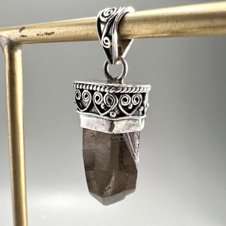 【ガウリシャンカール産】天然ヒマラヤスモーキークォーツ シルバー925ペンダントトップ/GauriShankar Himalayan Smoky Quartz S/V925Pendant Top