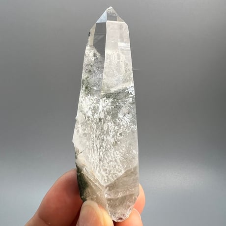 【ガネッシュヒマール産】クローライトイン天然ヒマラヤ水晶/Ganesh Himal Chlorite in Himalayan Quartz