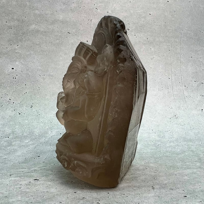 ガウリシャンカール産ガネーシャカービング ガウリシャンカール産】天然ヒマラヤスモーキークォーツ