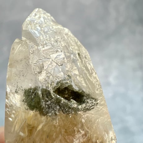 【ガネッシュヒマール産】アクチノライト&クローライトイン天然ヒマラヤ水晶/Ganesh Himal Actinorite&Chlorite in Himalayan Quartz