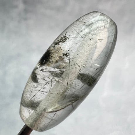 【ガネッシュヒマール産】アクチノライト&クローライトイン天然ヒマラヤ水晶 樽型ビーズ/Ganesh Himal Actinolite&Chlorite in barrel beads