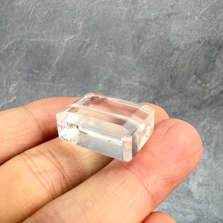 【ガネッシュヒマール産】天然ヒマラヤ水晶"手磨き加工"スクエアビーズ①/Ganesh Himal  Himalayan Quartz Square Beads