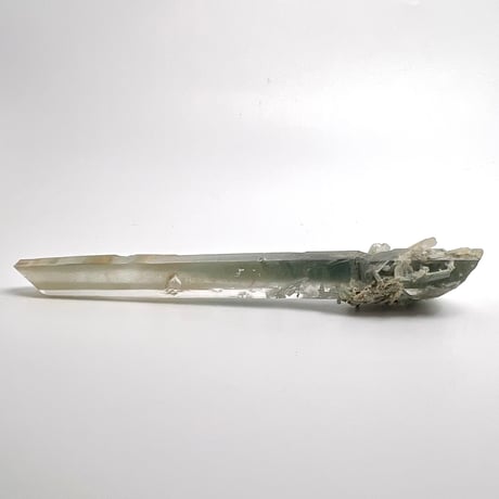 マダガスカル産クローライトインクォーツ/Madagascar Chlorite in Quartz