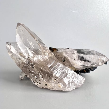【ガネッシュヒマール産】ヘマタイトイン天然ヒマラヤ水晶/Ganesh Himal hematite in Himalayan Quartz